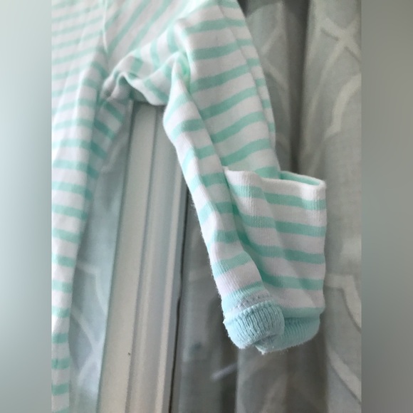 Like-new Gymboree 0-3 months Mommy’s Little Sweetie purple whale footie newborn - Picture 3 of 5